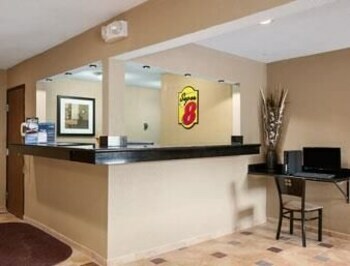 Hotel Super 8 Decorah