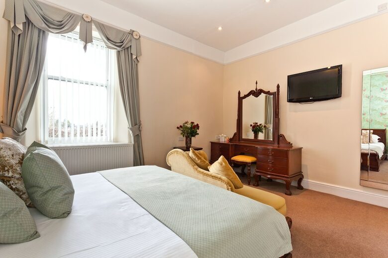 Hostal Beaumont House