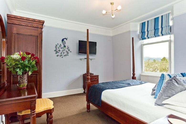 Hostal Beaumont House