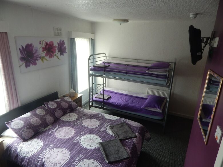 Bed & Breakfast Llanryan Guest House