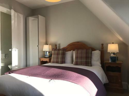 Bed & Breakfast Martins Guest House