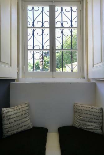 Hostal Charm Inn Sintra