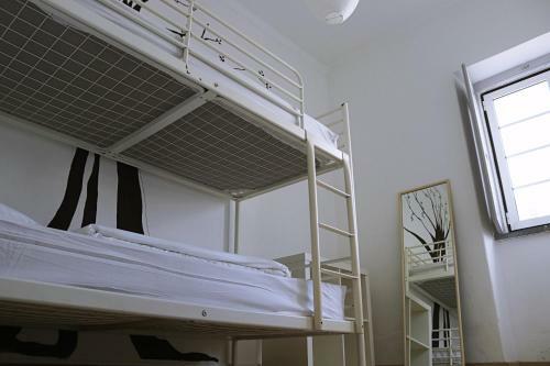 Albergue Lone Surfer Ericeira