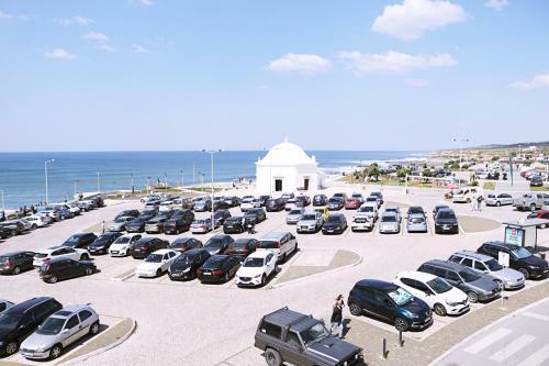 Albergue Lone Surfer Ericeira