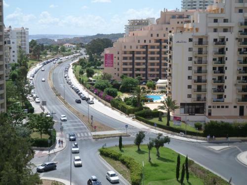 Apartamento Rocha Tower By Beach Rentals