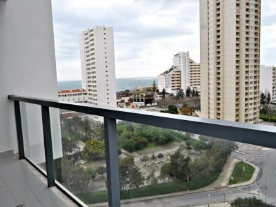 Apartamento Rocha Tower By Beach Rentals