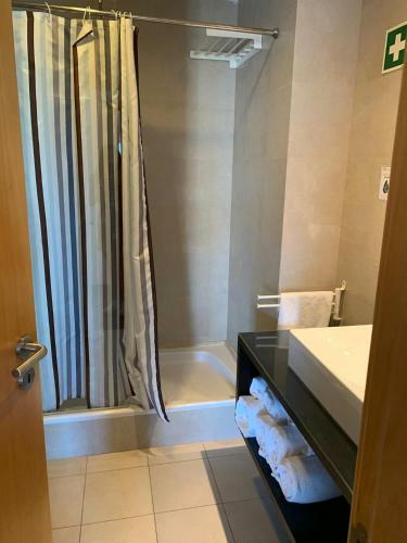 Apartamento Rocha Tower By Beach Rentals