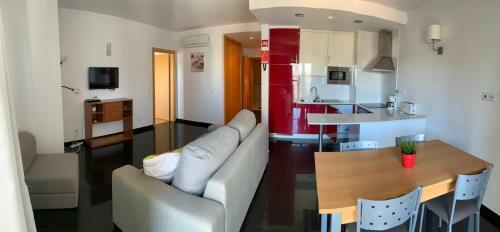 Apartamento Rocha Tower By Beach Rentals
