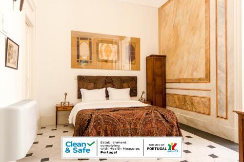 Hostal The Independente Suites & Terrace
