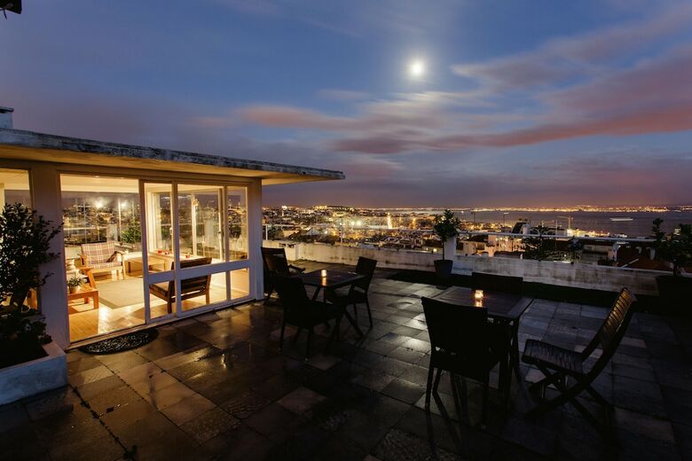 Bed & Breakfast Thehouse Lisboa