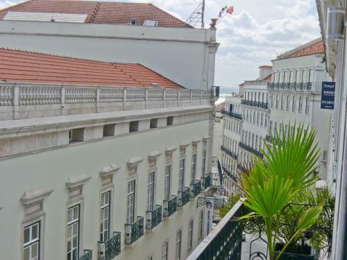 Apartments In Chiado