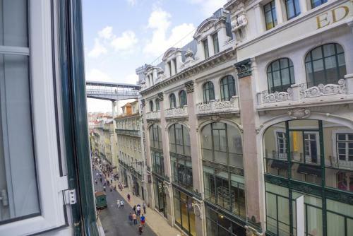 Apartments In Chiado