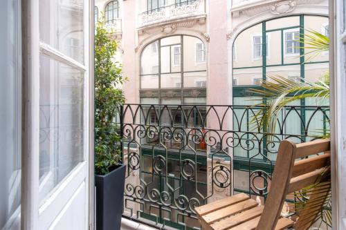 Apartments In Chiado