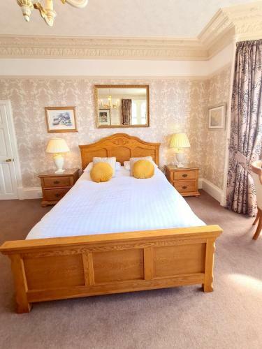 Hostal Corriemar House