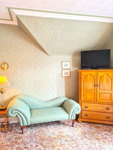 Hostal Corriemar House