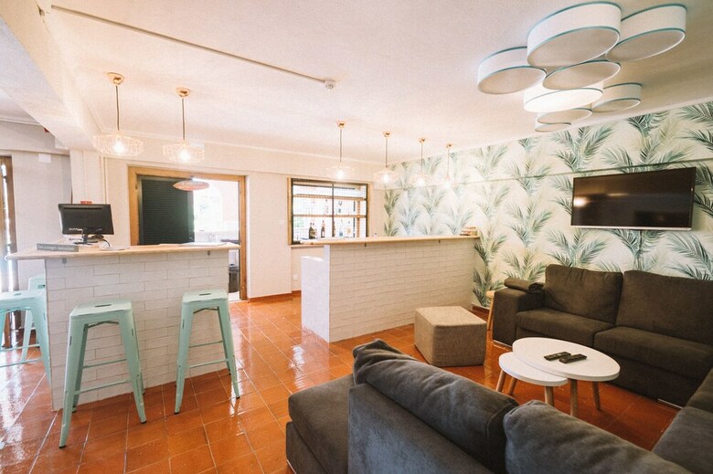 Albergue Nice Way Cascais & Surf Camp