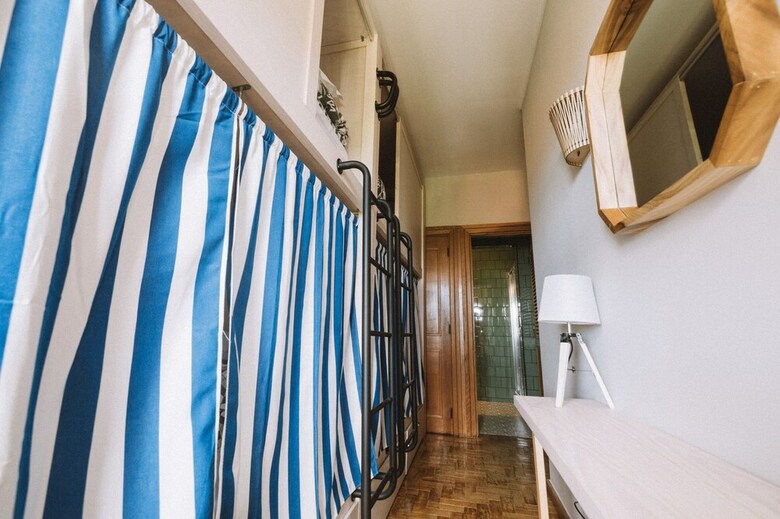 Albergue Nice Way Cascais & Surf Camp