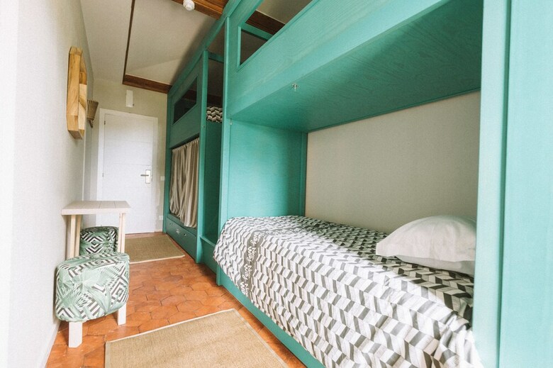Albergue Nice Way Cascais & Surf Camp