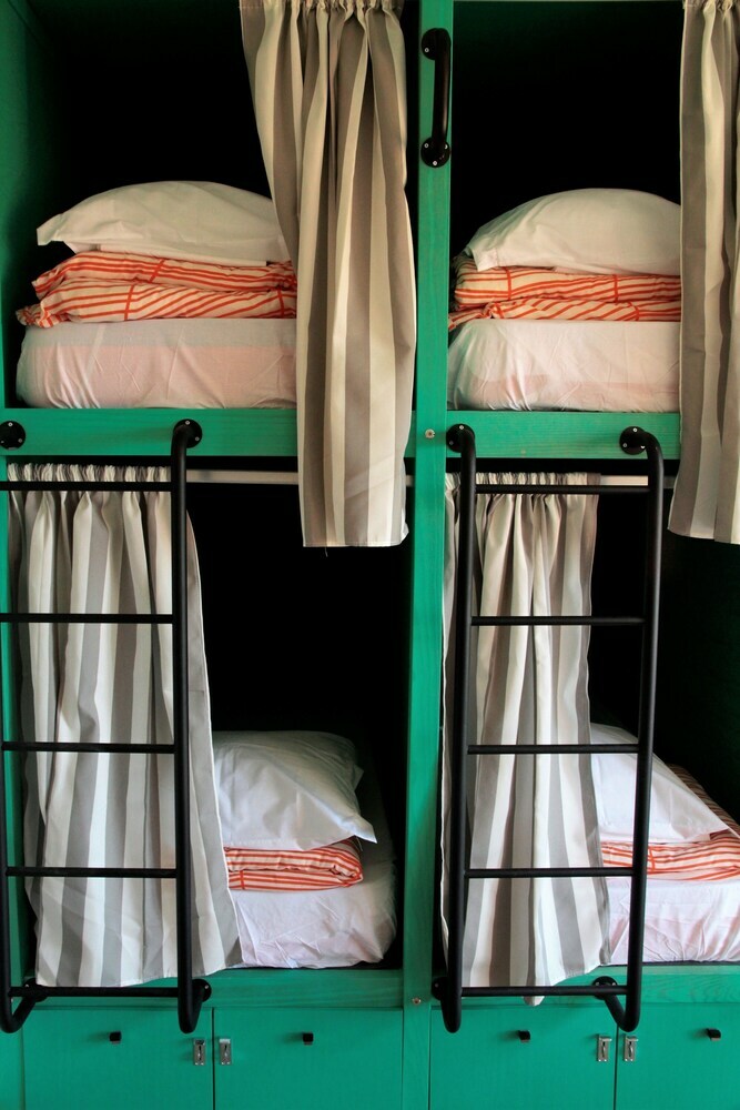 Albergue Nice Way Cascais & Surf Camp