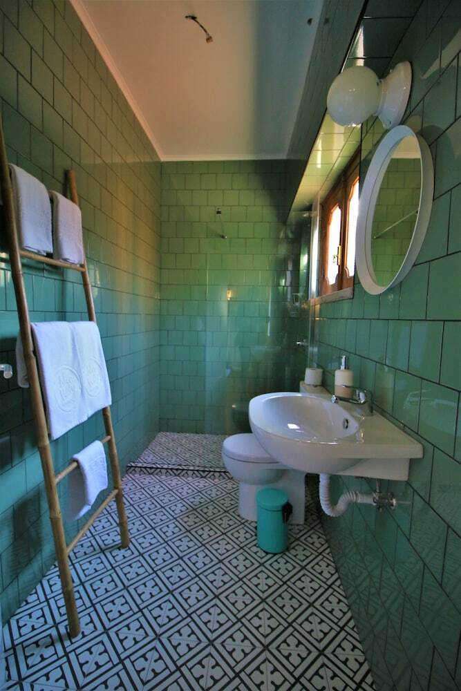 Albergue Nice Way Cascais & Surf Camp