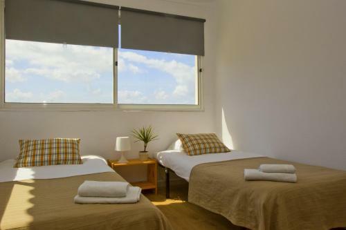 Hostal Amar Hostel & Suites