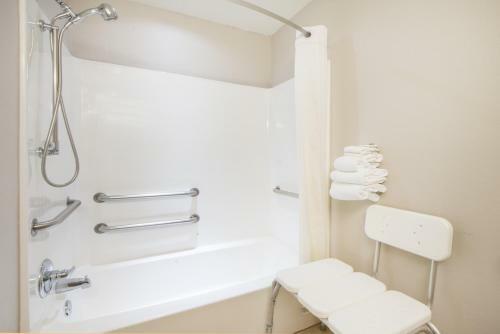 Hotel Microtel Inn & Suites Claremore