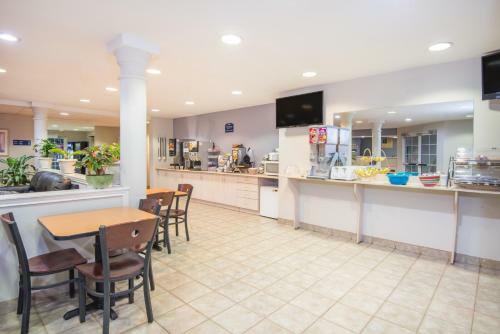 Hotel Microtel Inn & Suites Claremore