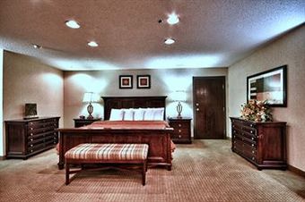 Hotel Christopher Inn And Suites