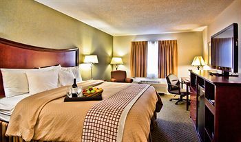 Hotel Christopher Inn And Suites