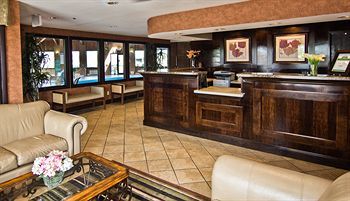 Hotel Christopher Inn And Suites