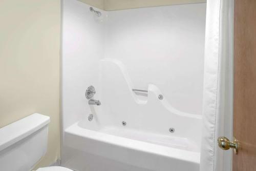 Motel Super 8 By Wyndham Clarksville Ar