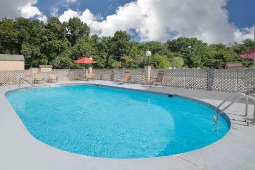 Motel Super 8 By Wyndham Clarksville Ar