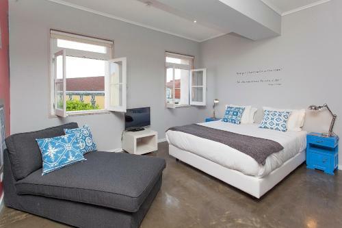 Hostal Emporium Lisbon Suites