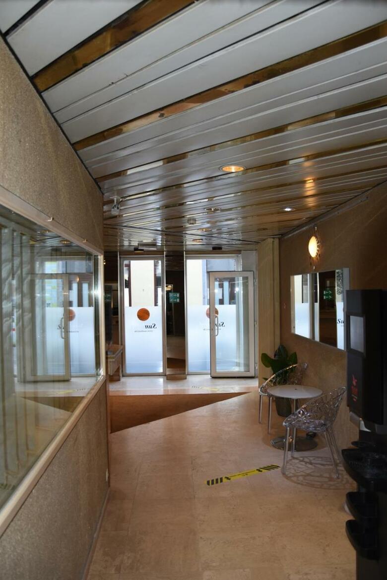 Sun Hotel