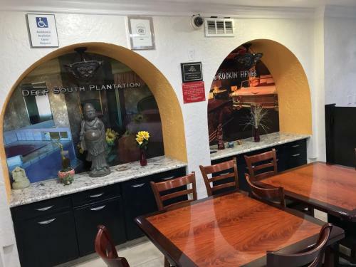 Motel Americas Best Value Inn And Suites -yucca Valley