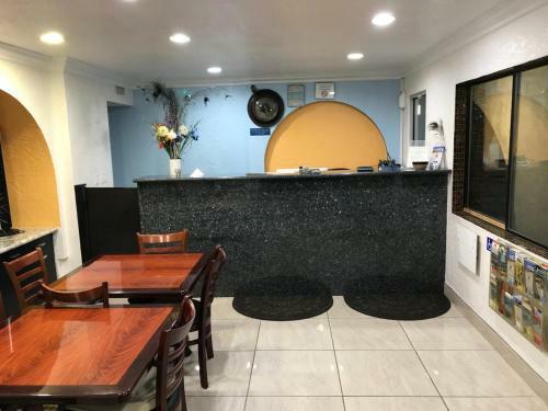 Motel Americas Best Value Inn And Suites -yucca Valley