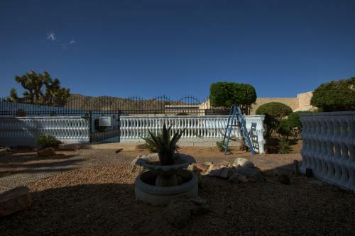 Motel Americas Best Value Inn And Suites -yucca Valley