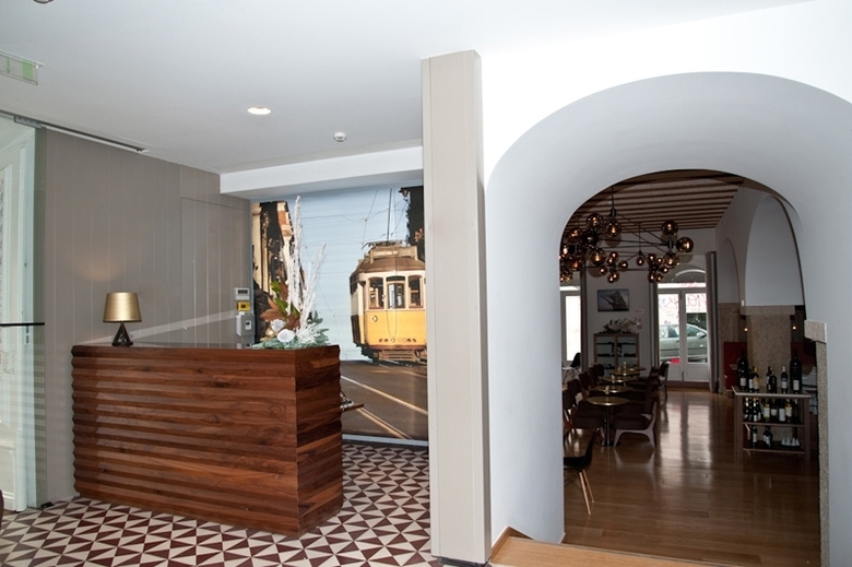 Lisboa Carmo Hotel