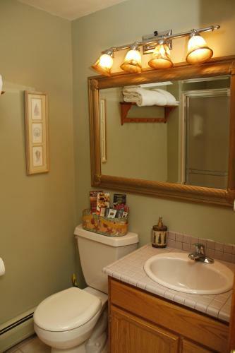 On Cranberry Pond Bed And Breakfast