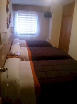 Hostal Pensi�n Santa Clara