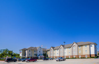 Hotel Candlewood Suites Lake Jackson