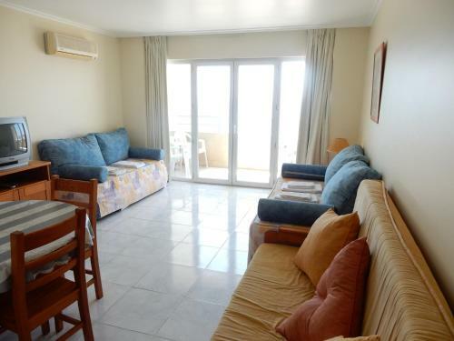 Apartamentos Turisticos Coral Da Rocha 1