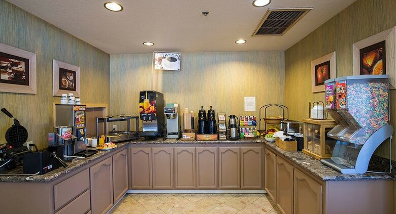 Hotel Brawley Inn
