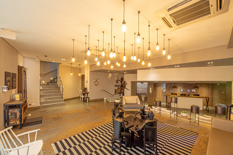 Hotel San Lazaro Art Style