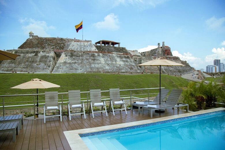 Hotel San Lazaro Art Style