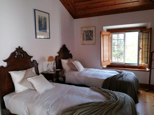 Hostal Quinta Do Rio Touro