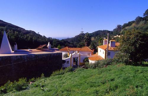 Hostal Quinta Do Rio Touro