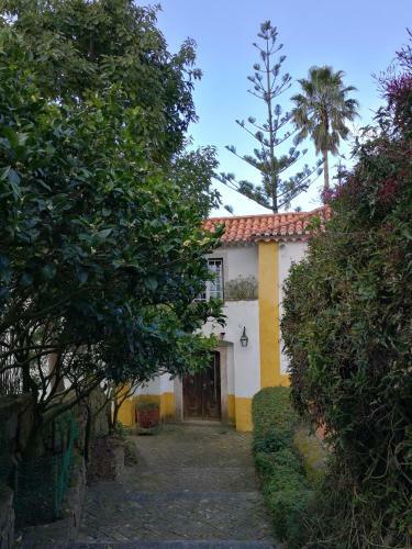 Hostal Quinta Do Rio Touro