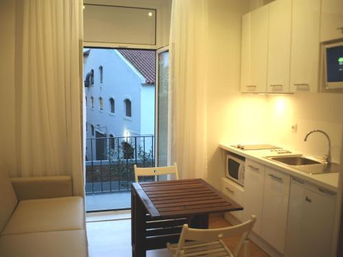Bed & Breakfast Lisbon Style