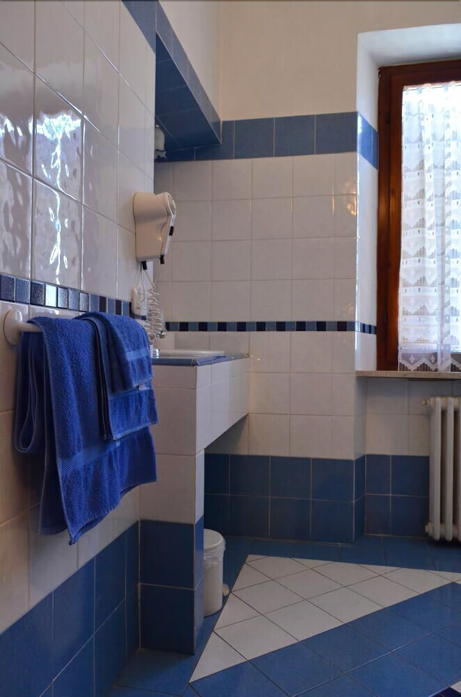 Hostal Affittacamere La Torre